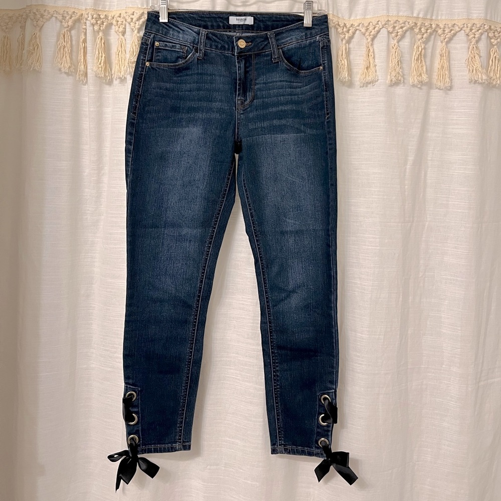 Kensie ribbon lace up ankle crop skinny jeans size 28